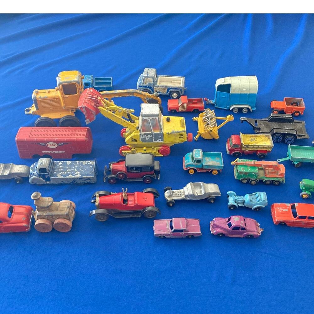 VTG Diecast Corgi Rio Tootsie Matchbox Lesney Toy Lot Bundle Wooden Wheel Others